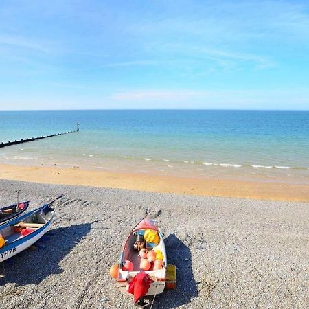 Stylish 2 Bed Apt, 2 Minute Walk From The Beach. Sheringham Exterior photo